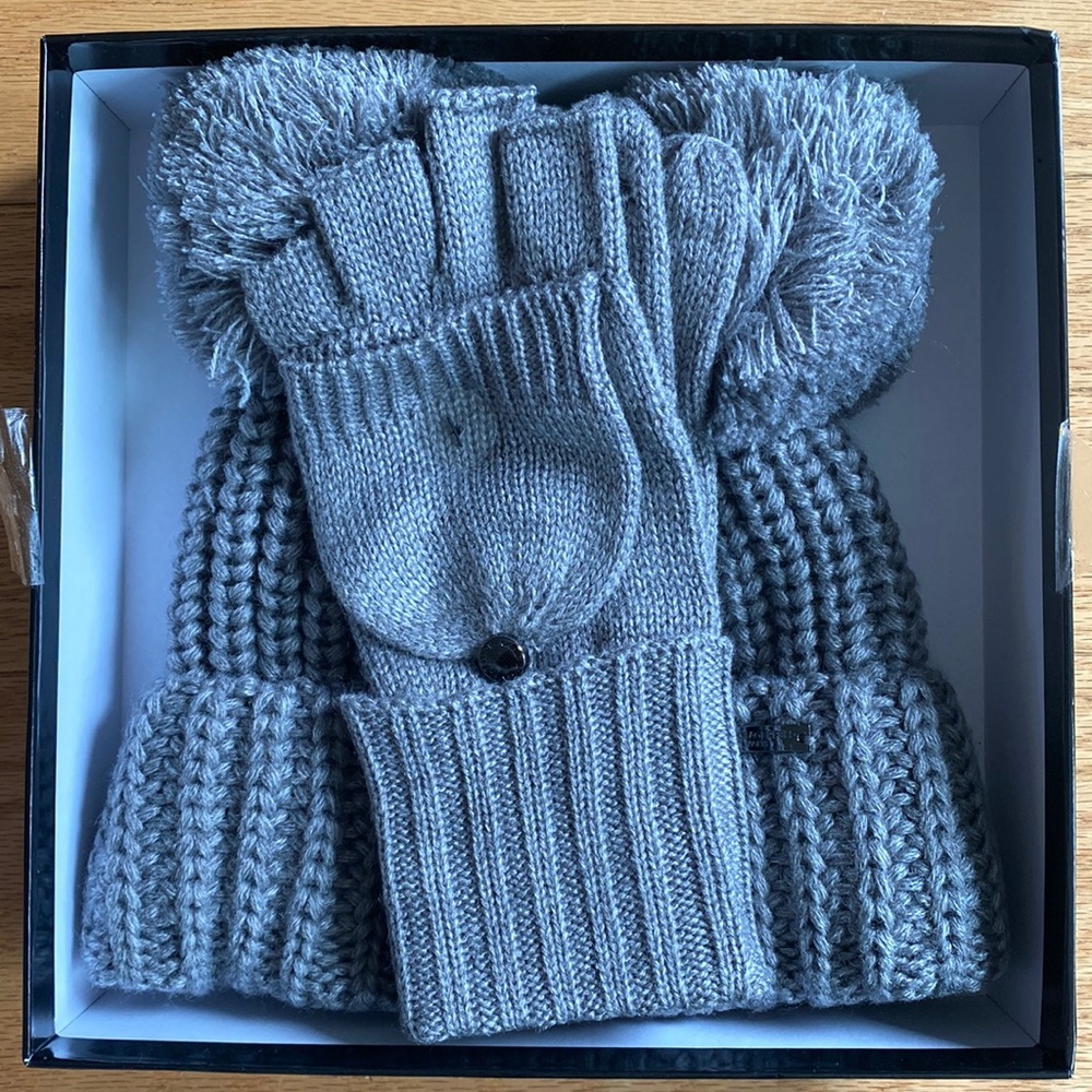 Karl Lagerfeld Paris 2 Piece Set